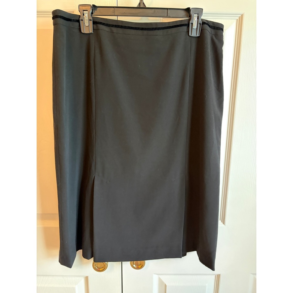 Larry Levine Black Stretch Pleated Hem Midi Skirt Velvet Trim Size 14
